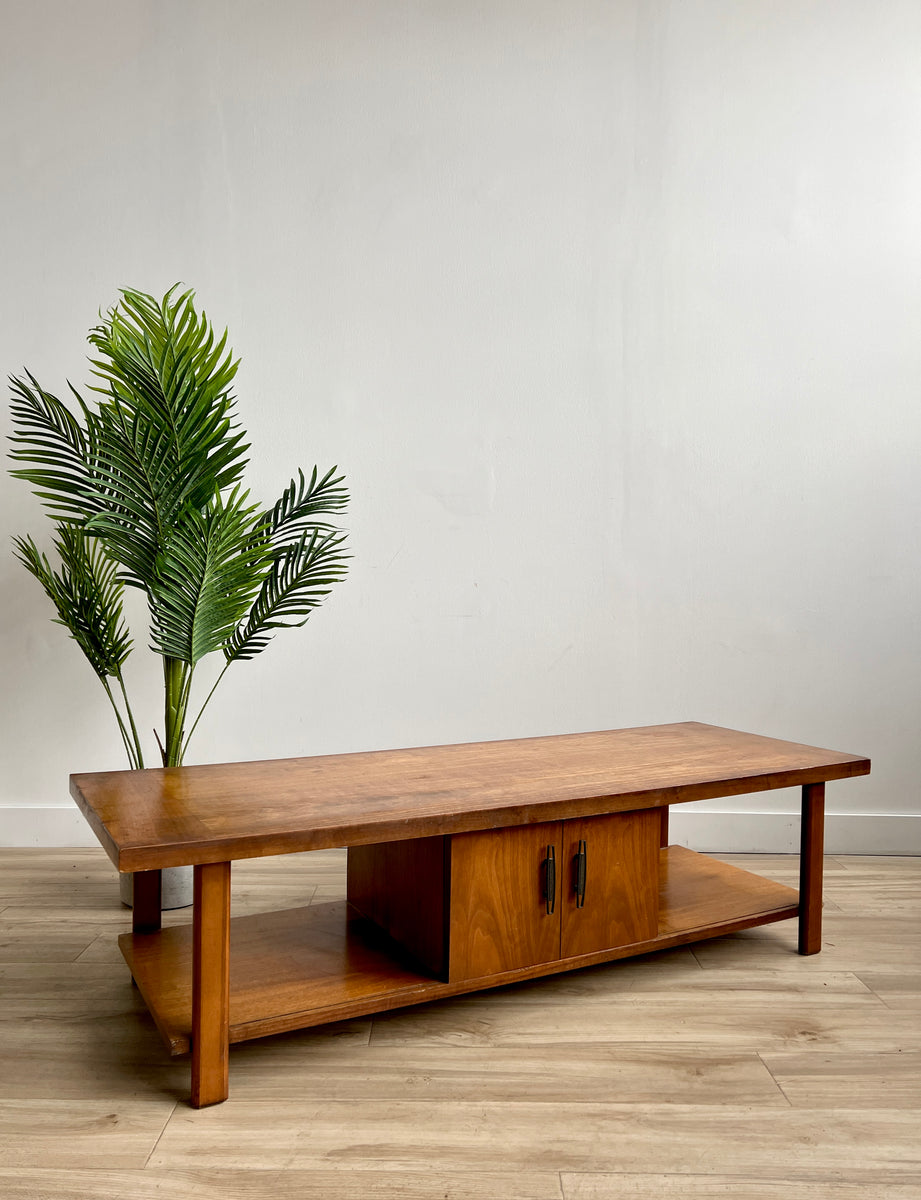 Vintage Mid Century Lane Coffee Table – Home and Closet Vintage