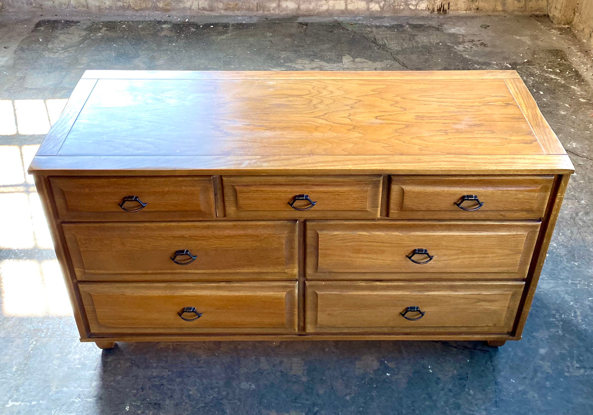 Vintage six drawer dresser Home and Closet Vintage