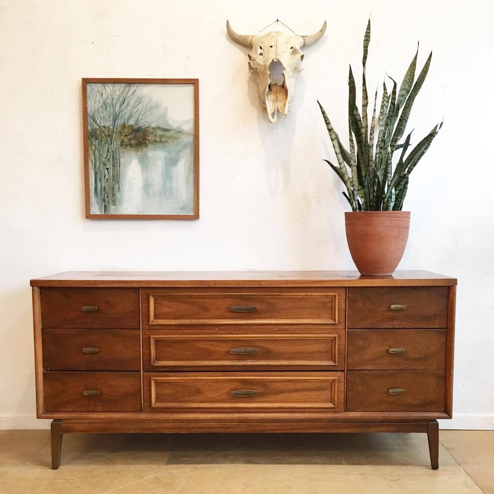 Mid-Century Long Low Nine Drawer Dresser Home and Closet Vintage Mid-Century Long Low Nine Drawer Dresser Home and Closet Vintage