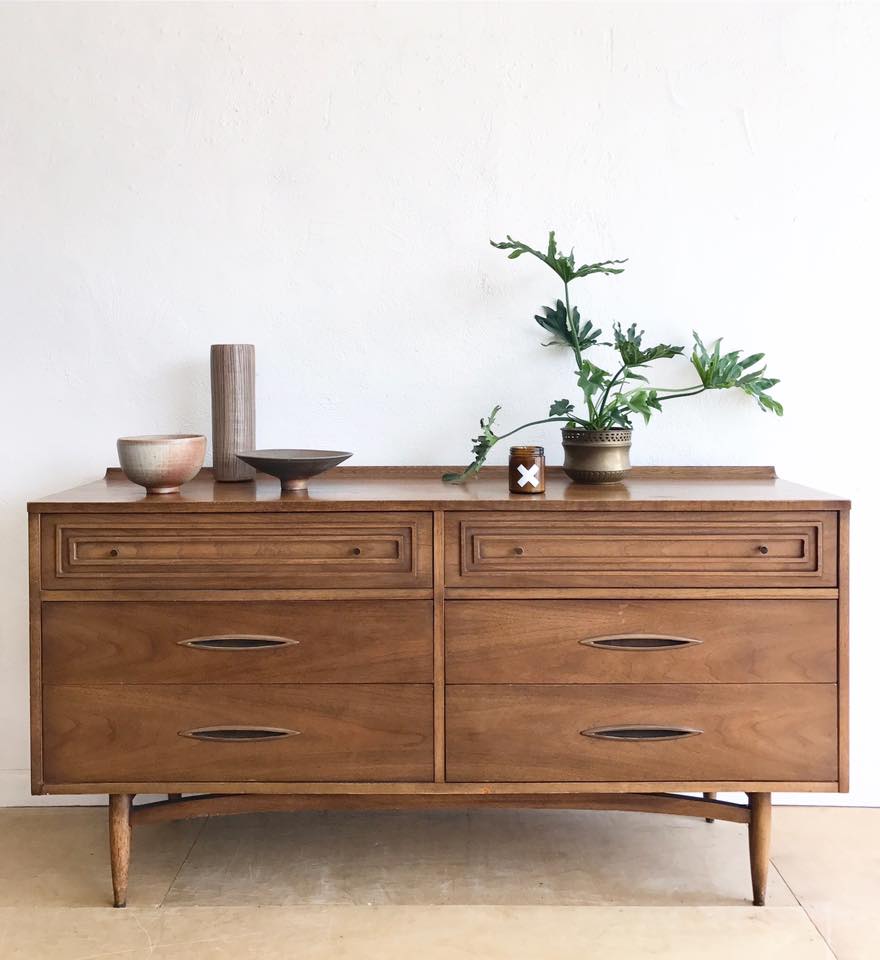 Mid-Century Broyhill Sculptra Dresser / Credenza