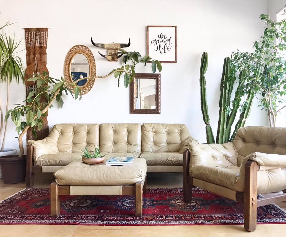 Vintage Button Tufted Leatherette Lounge Chair & Ottoman