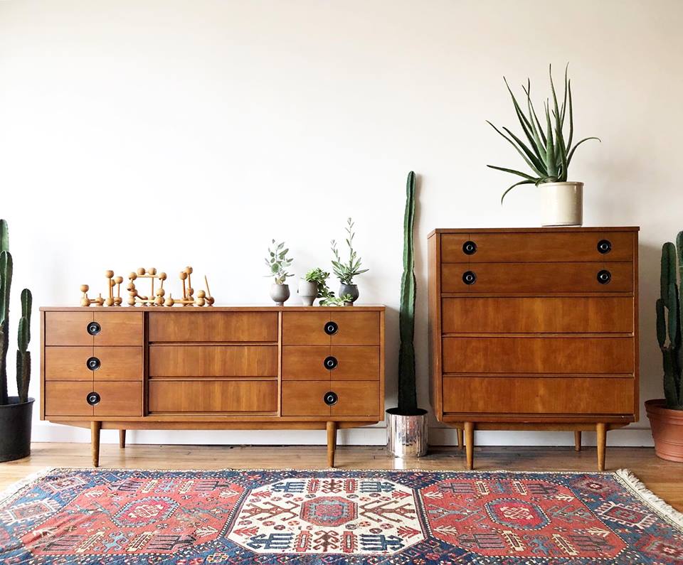 Set of Mid-Century Dressers by Stanley – Home and Closet Vintage Set of Mid-Century Dressers by Stanley – Home and Closet Vintage