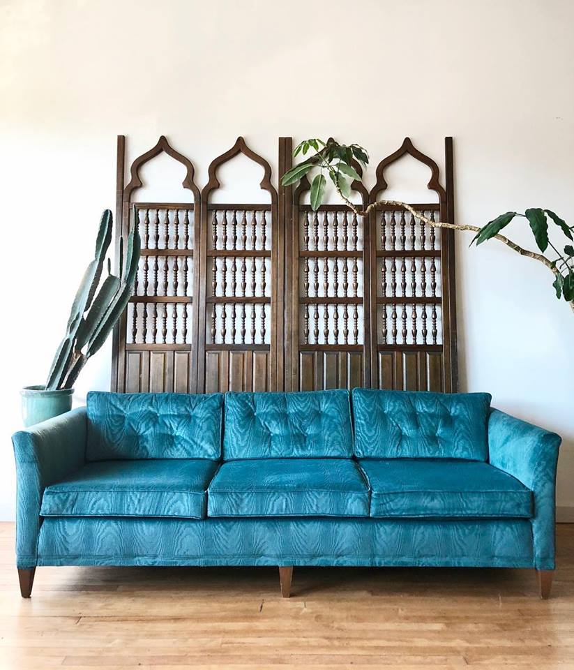 Vintage Velvet Sofa in Turquoise