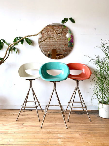 Mid-Century Fiber Glass Bar Stools – Home and Closet Vintage