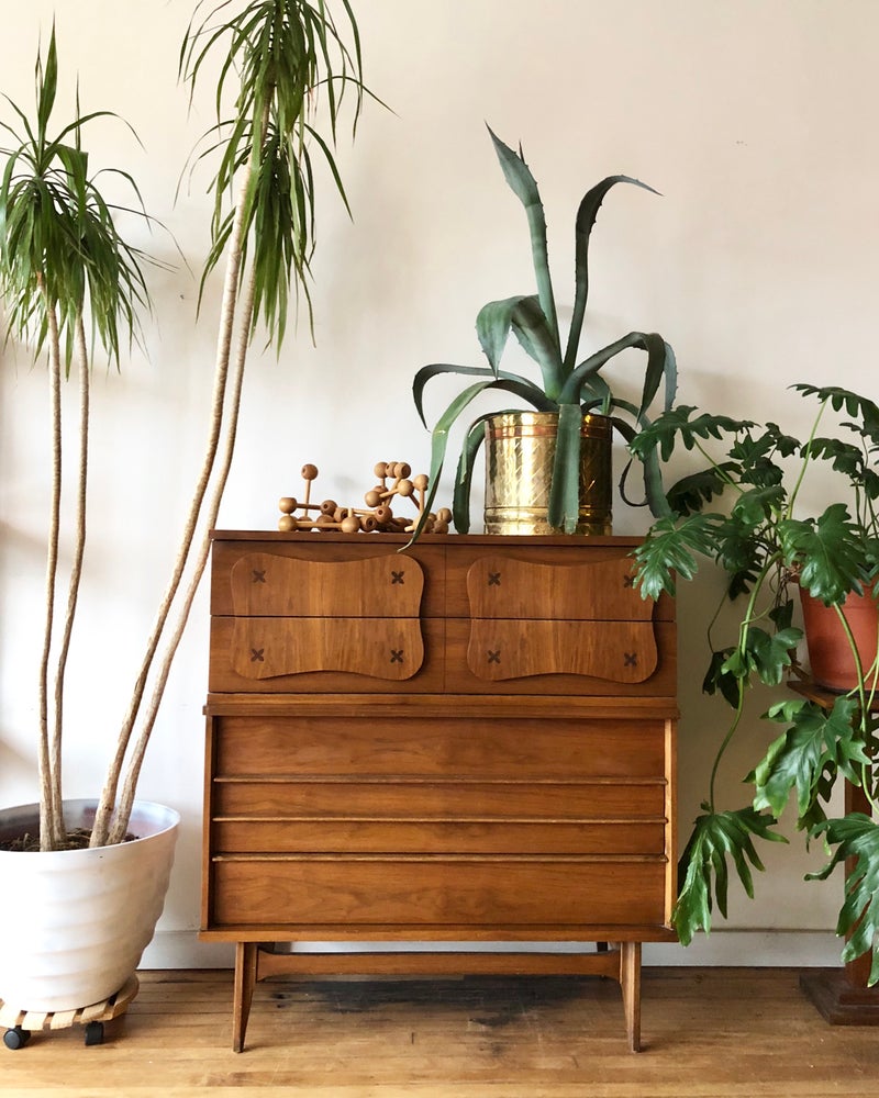 Large Mid-Century Five Drawer Dresser