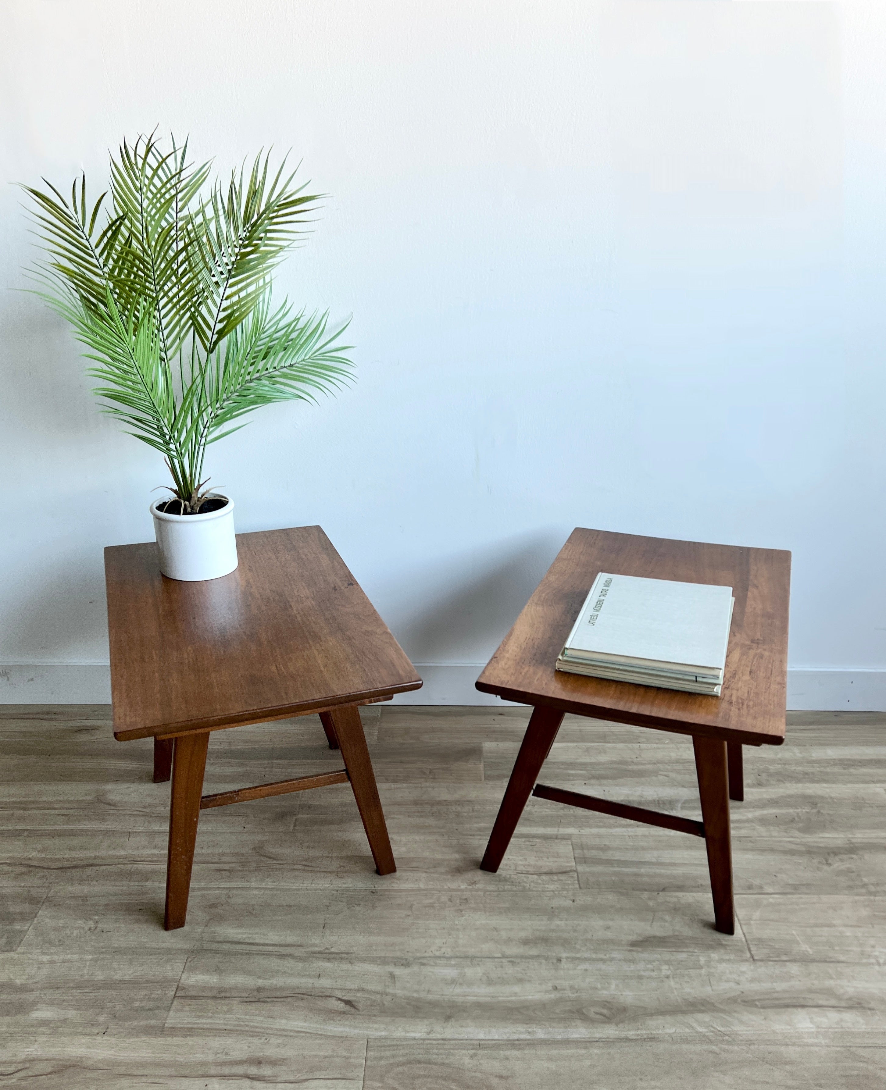 Pair of Mid Century End Tables / Night Stands