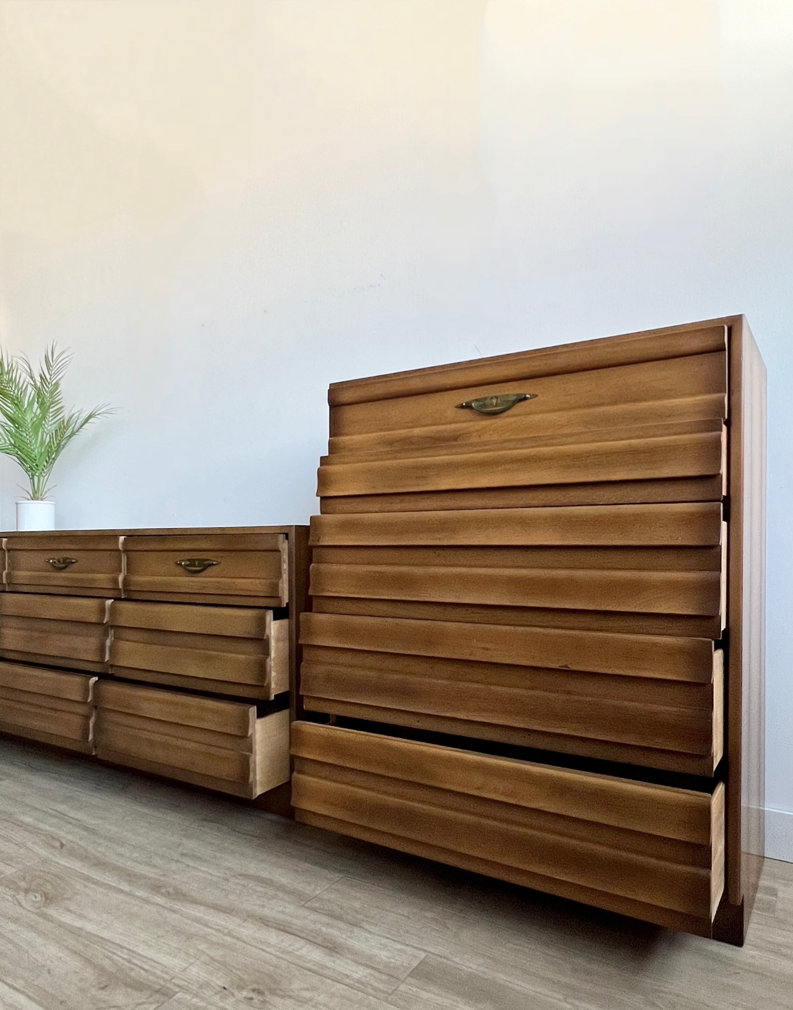 Pair of Vintage Mid Century Dressers by American of Martinsville – Home and Closet Vintage Pair of Vintage Mid Century Dressers by American of Martinsville – Home and Closet Vintage