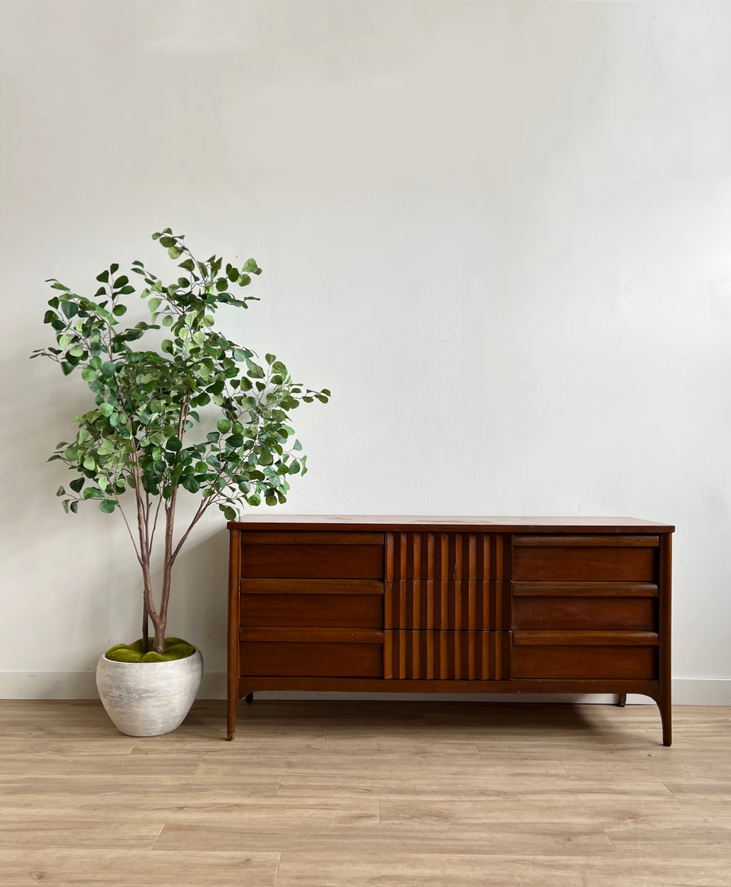 Vintage Mid Century Nine Drawer Dresser