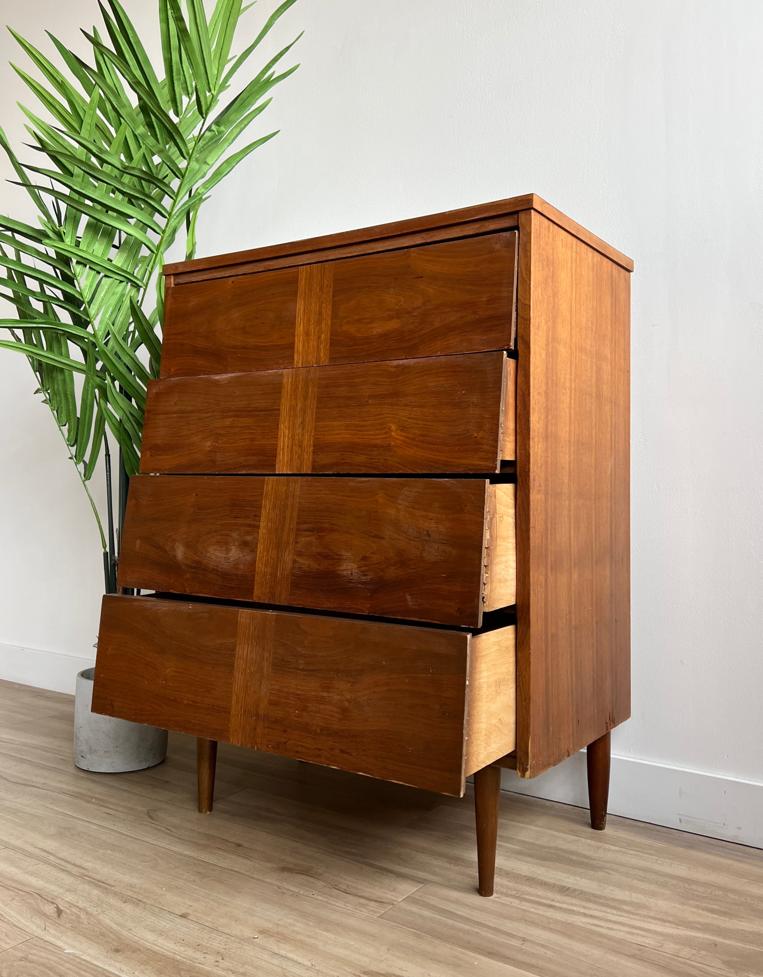 Vintage Mid Century Four Drawer Dresser Home and Closet Vintage Vintage Mid Century Four Drawer Dresser Home and Closet Vintage