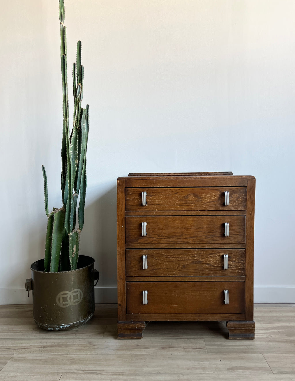 Project Vintage Dresser / Chest