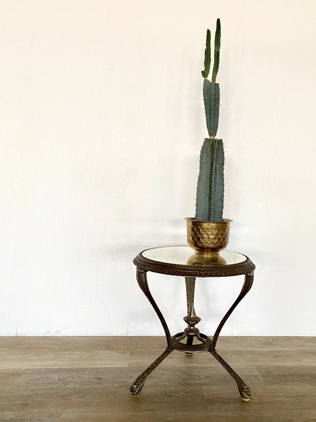 Vintage Cast Iron Table / Night Stand / End Table