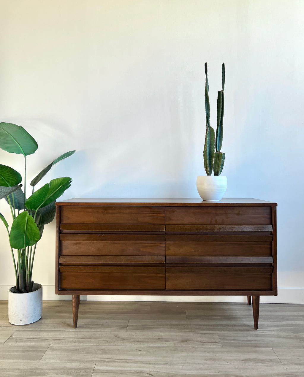 Vintage Mid Century Six Drawer Dresser