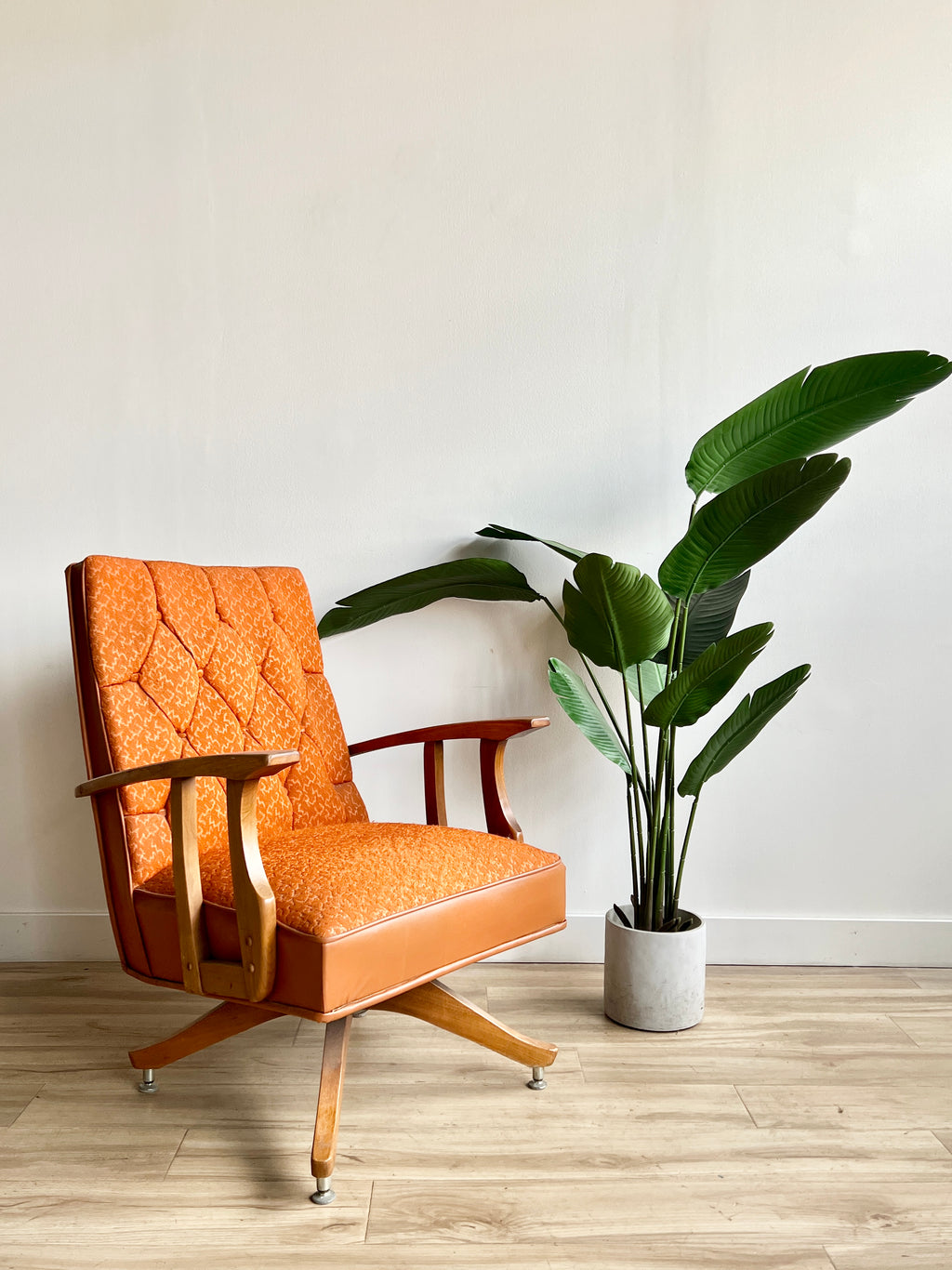 Vintage Mid Century Swivel Rocker Lounge Chair