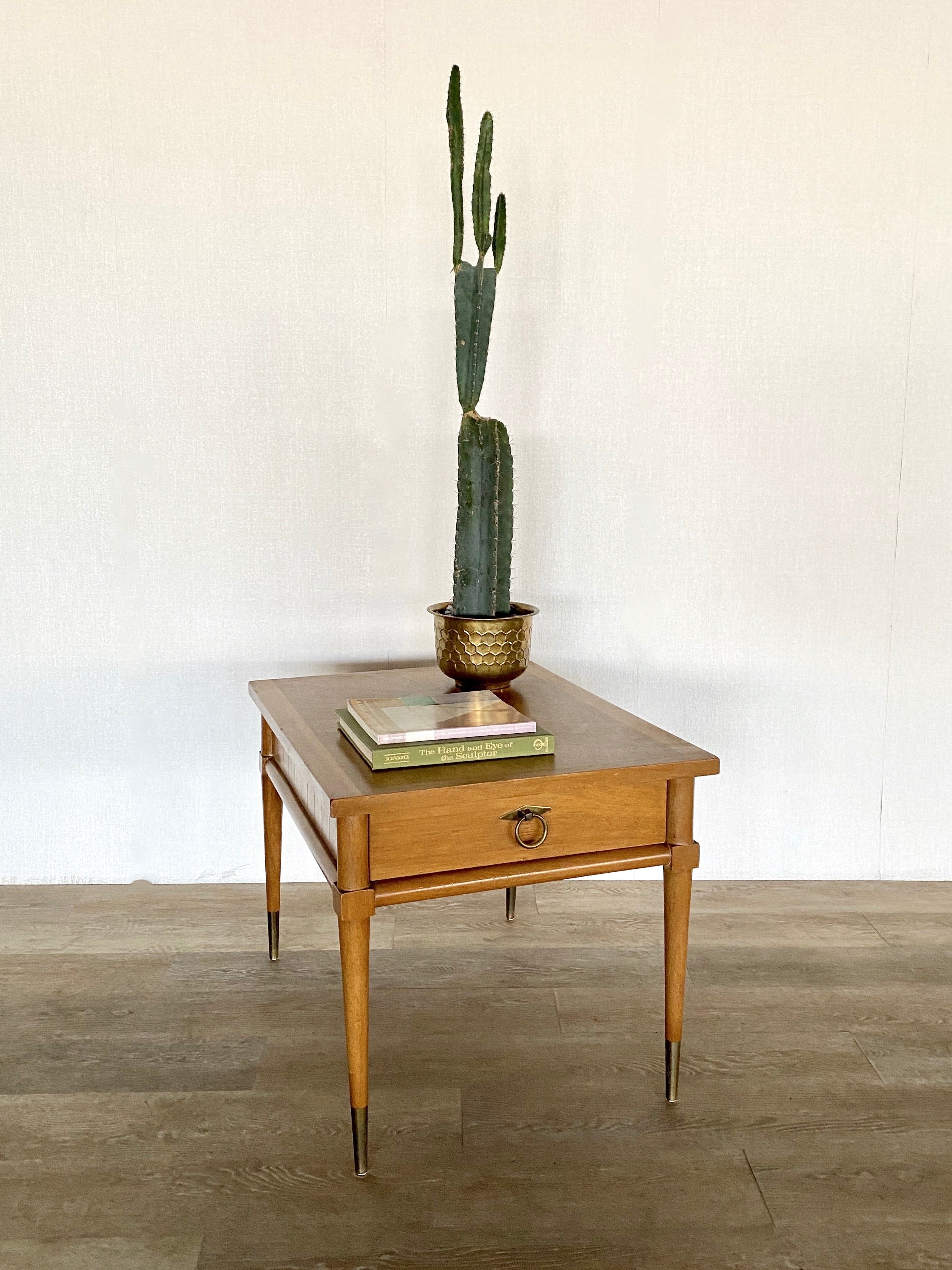 Mid-Century American of Martinsville End Table / Nightstand