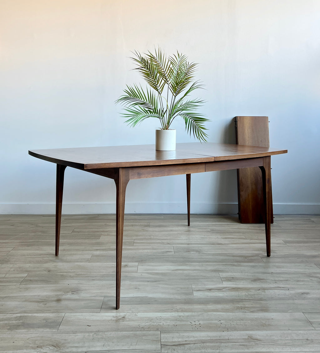Vintage Broyhill Dining Table w/ Three Leaves