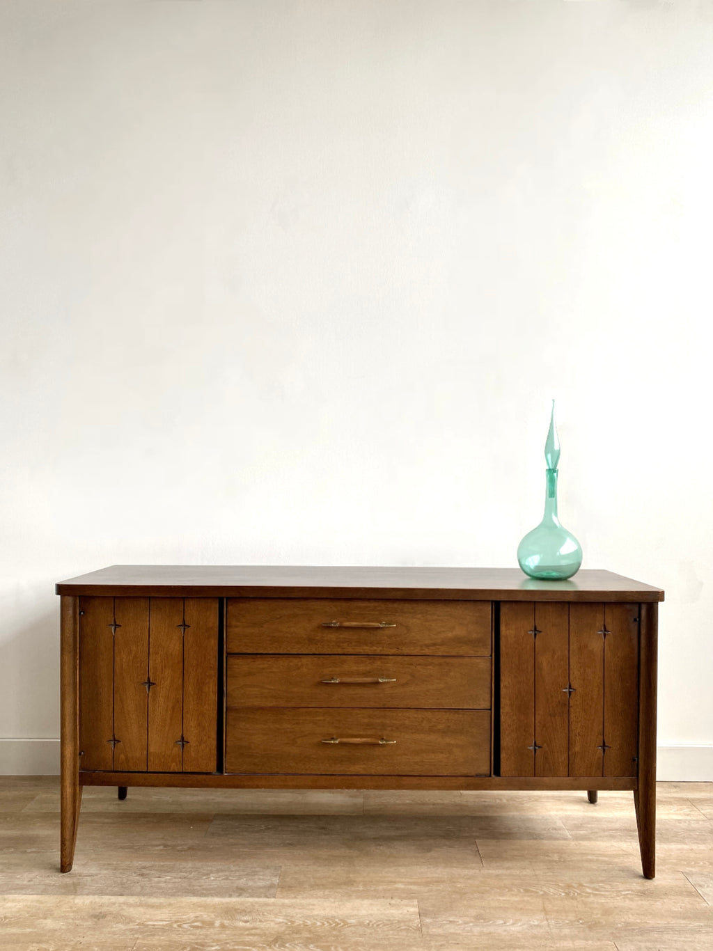 Vintage Mid-Century Broyhill Saga Credenza