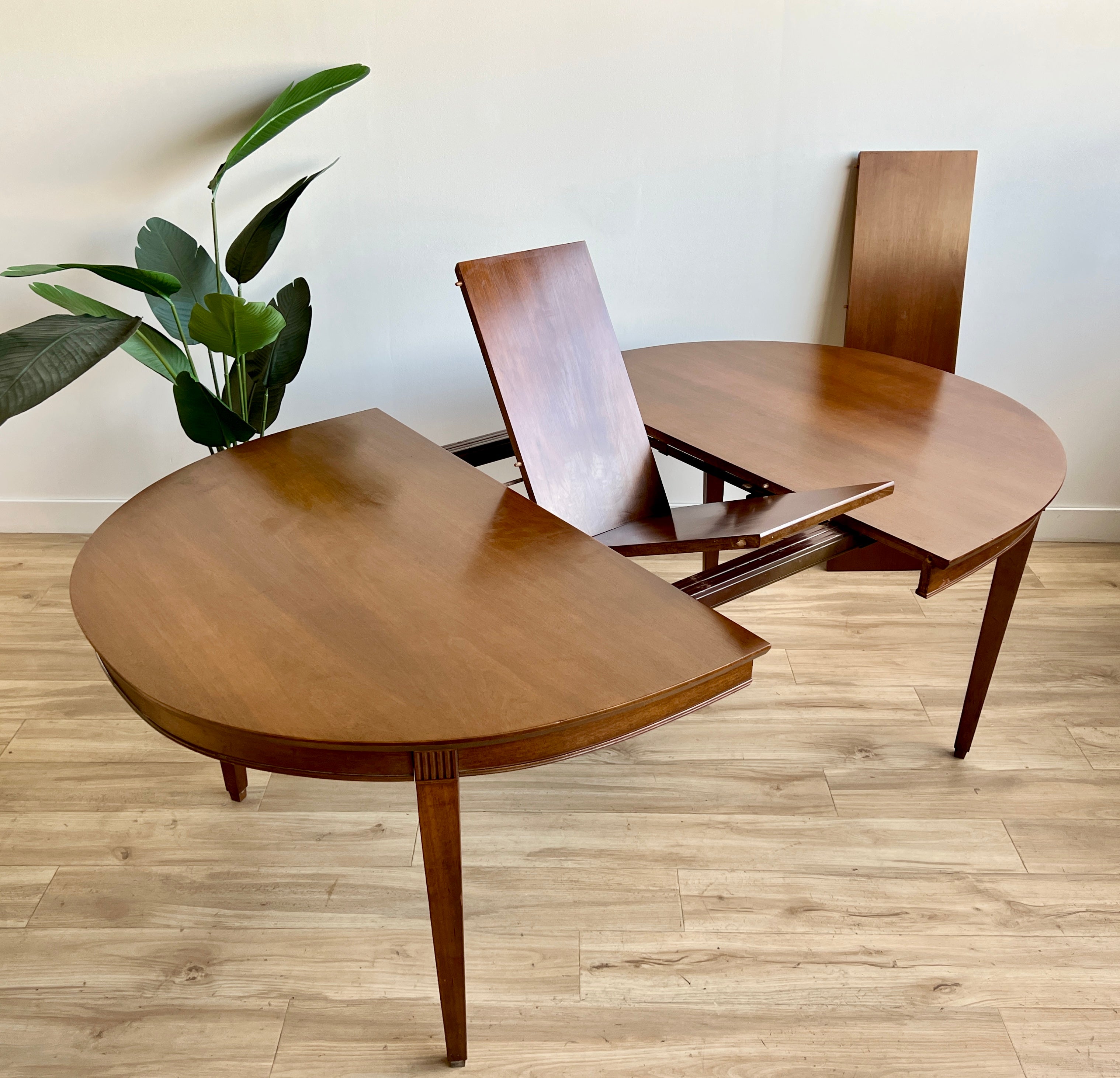 Vintage Mid Century Dining Table with Two Leaves