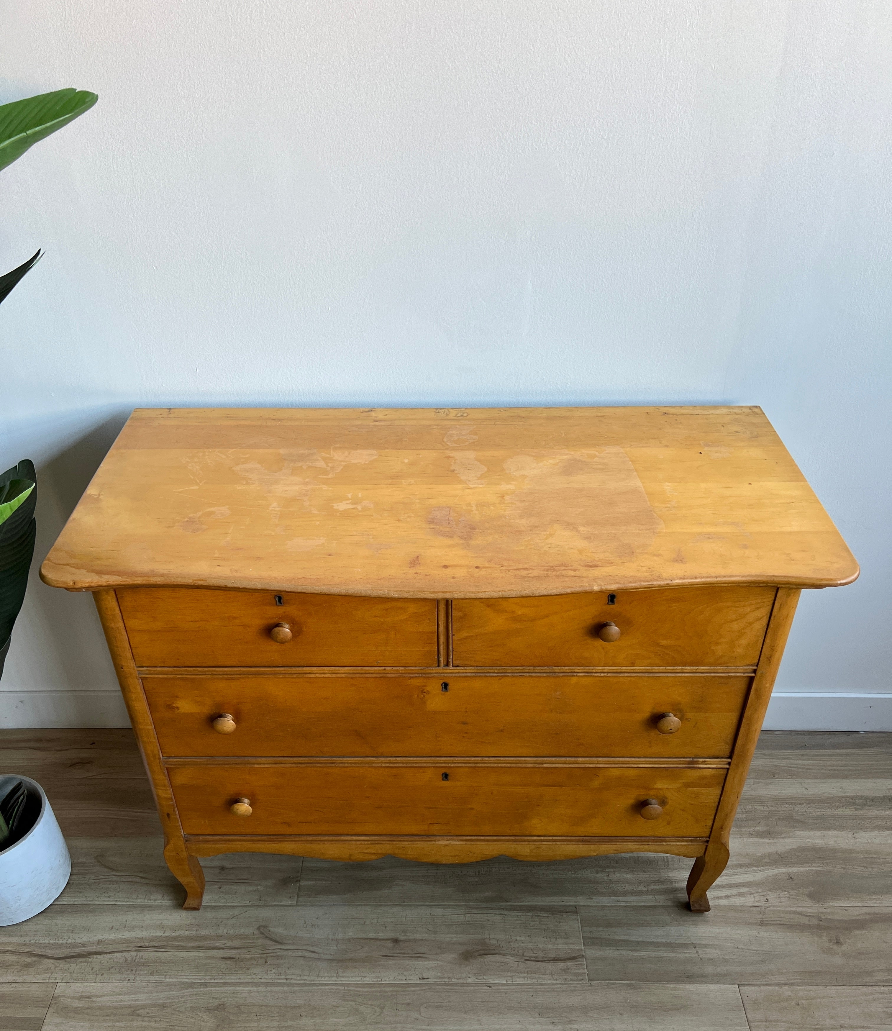 Project Vintage Dresser – Home and Closet Vintage Project Vintage Dresser – Home and Closet Vintage