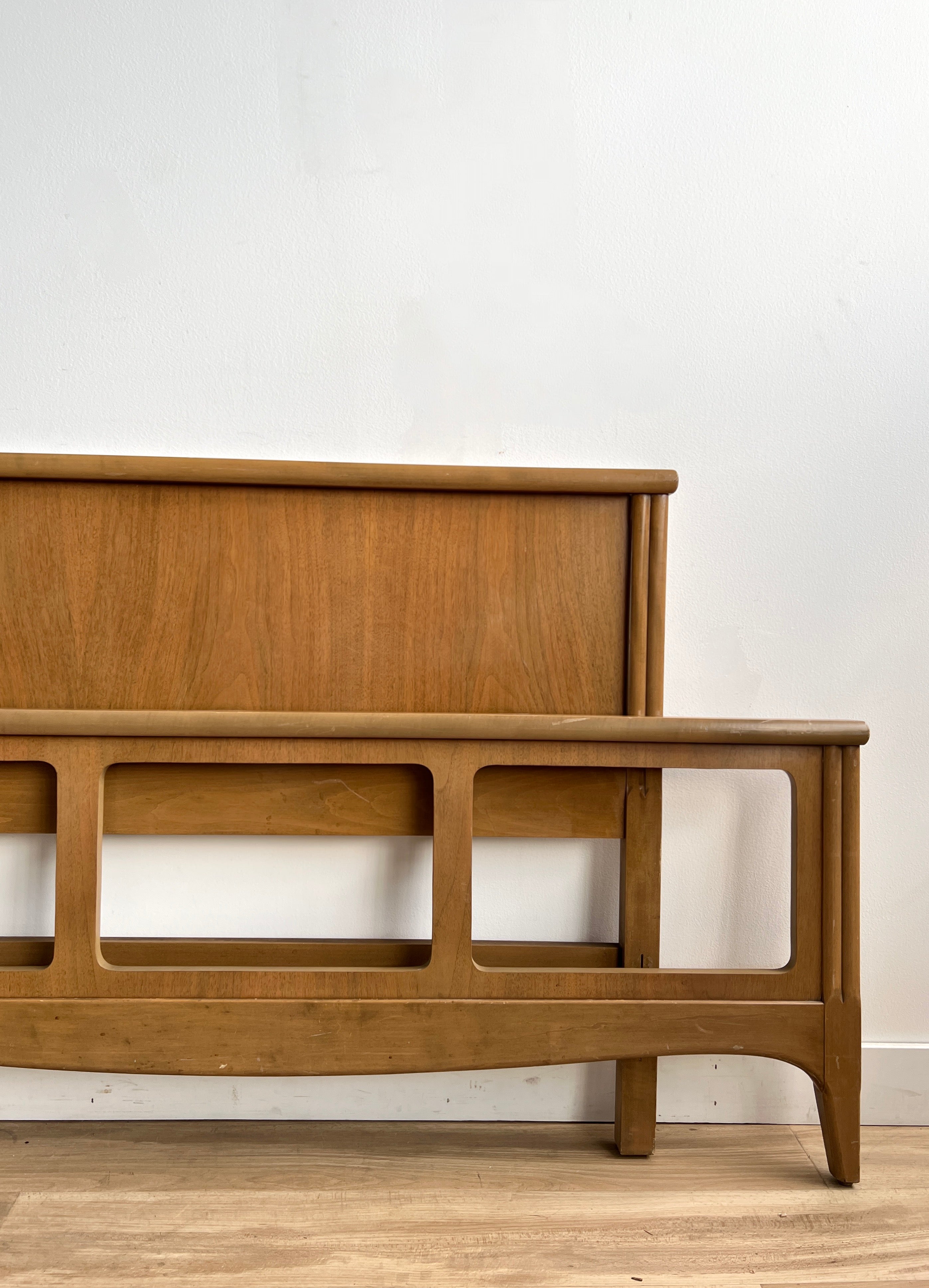 Vintage Mid Century Full / Queen Headboard & Bedframe