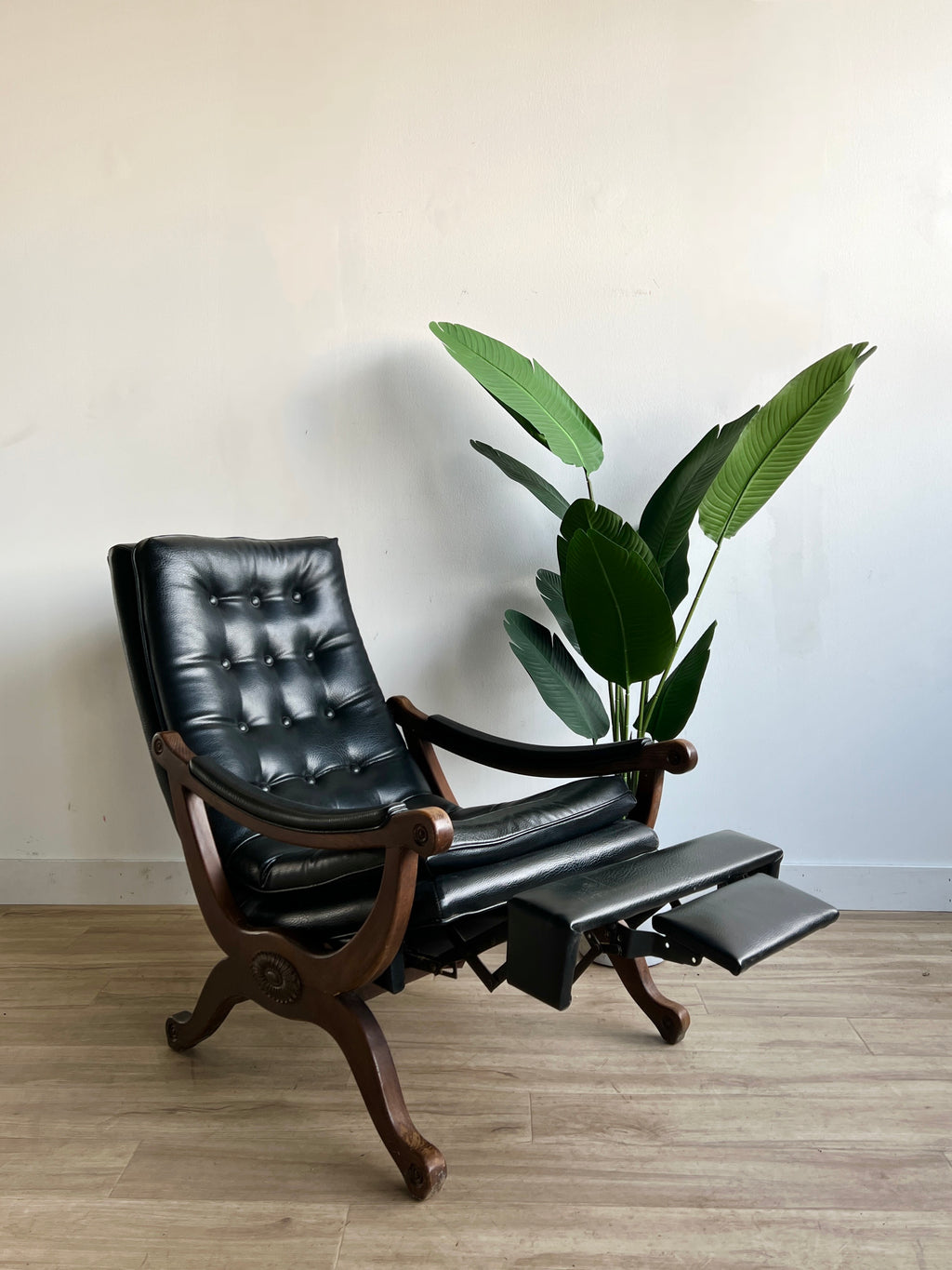 Vintage Lounge Chair