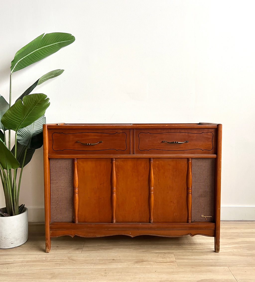Vintage Mid Century Console Stereo / Record Player