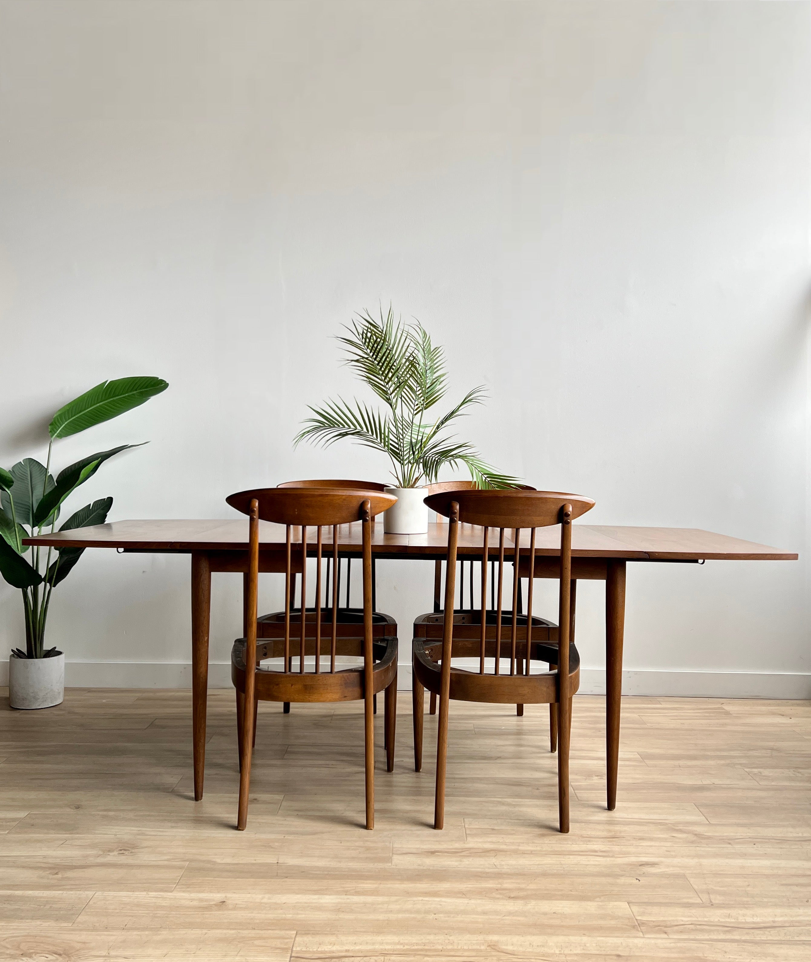 Vintage Mid Century Broyhill Sculptra Dining Set w/ Two Leaves & Uphol