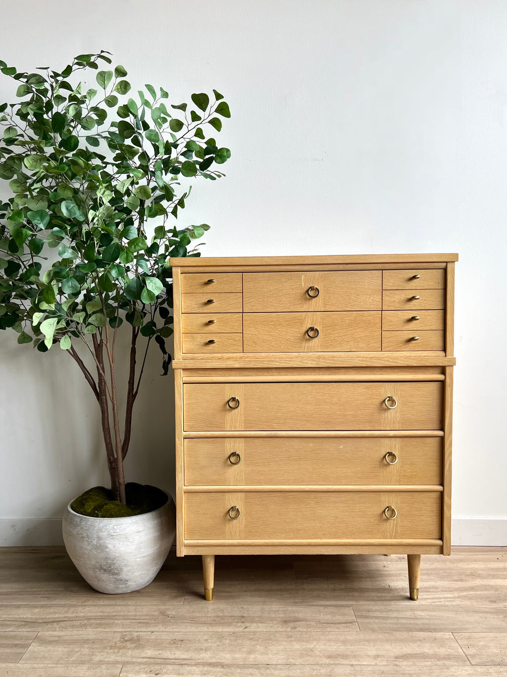 Project Vintage Mid Century Dresser