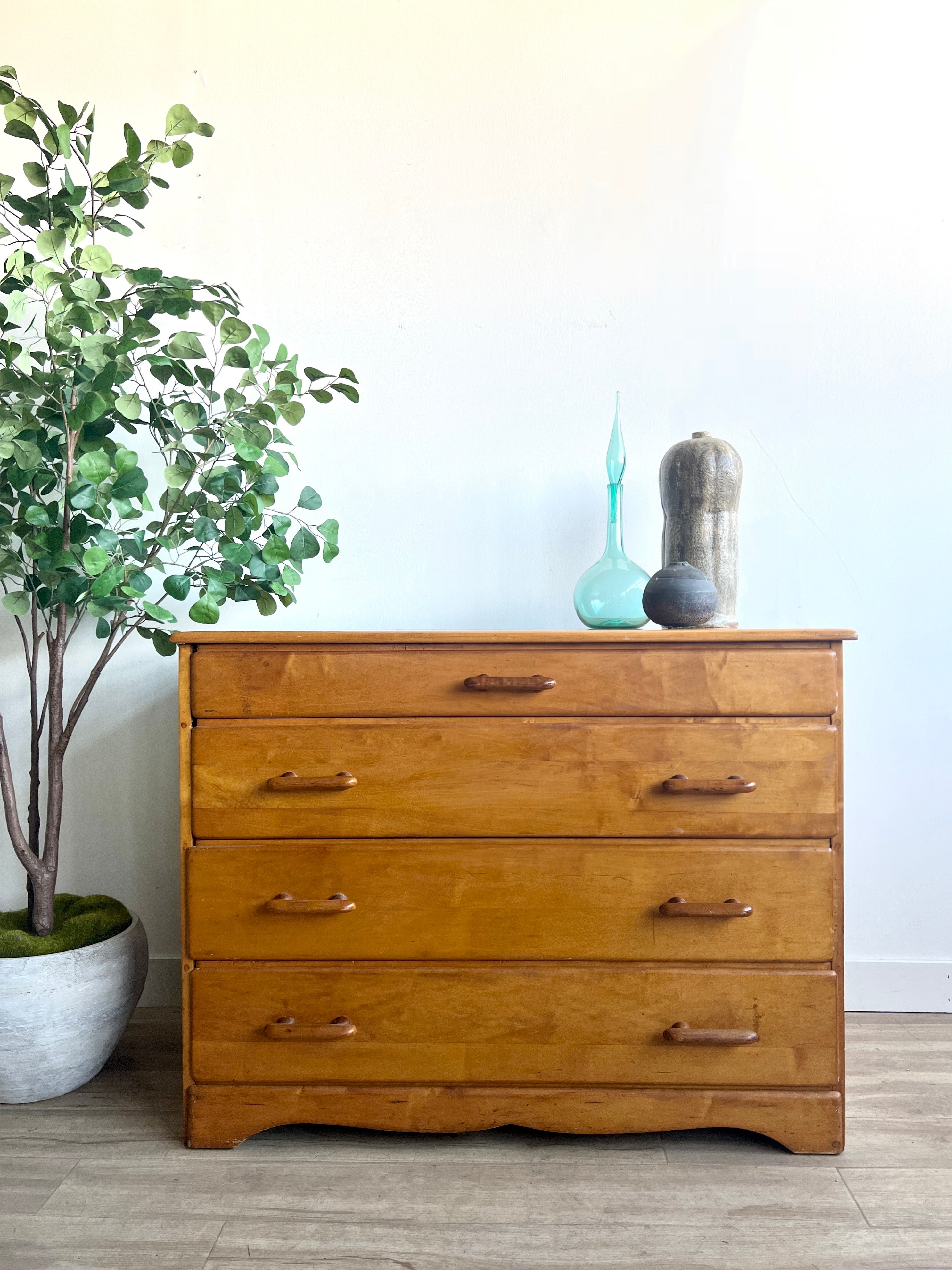 vintage 4 drawer dresser Antique Mahogany With Casters. By Charles R Sligh Create a comfortable life Vintage Four Drawer Dresser