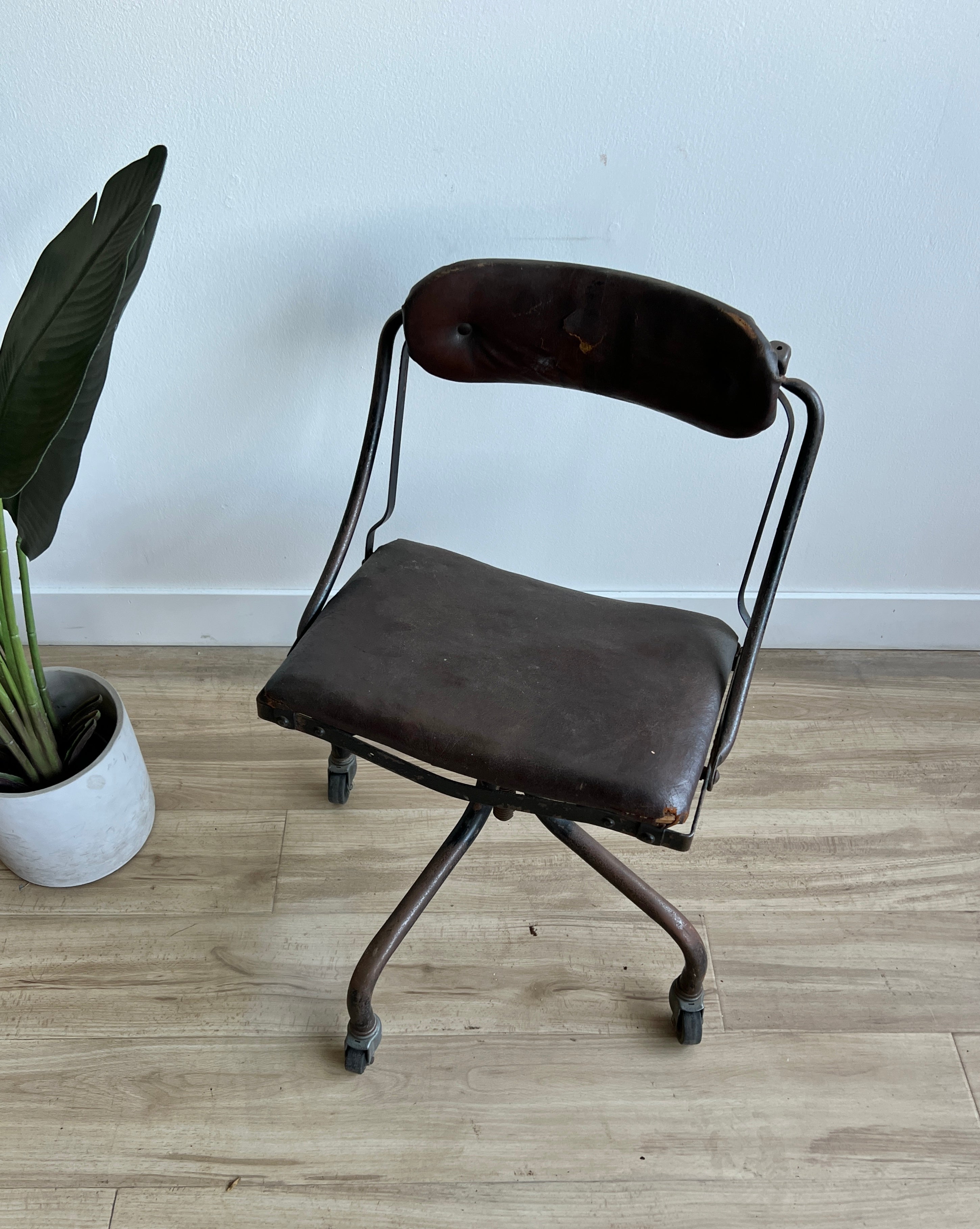Project Vintage Task Chair