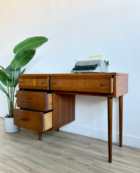 as Elektropositief spuiten Vintage Mid Century Writing Desk – Home and Closet Vintage