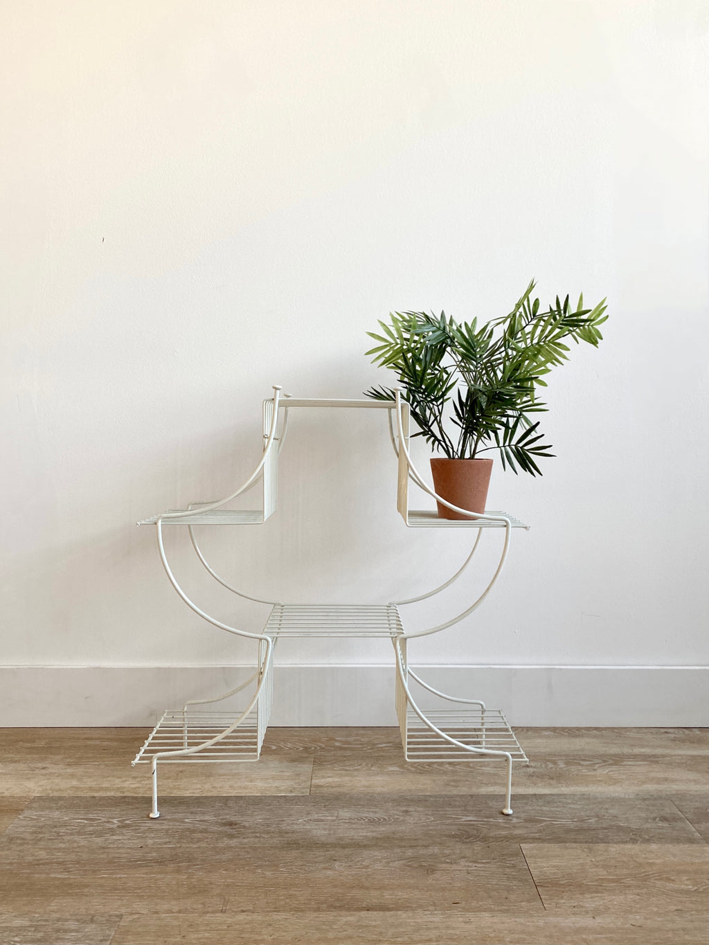 Vintage Mid Century Shelf / Plant Stand